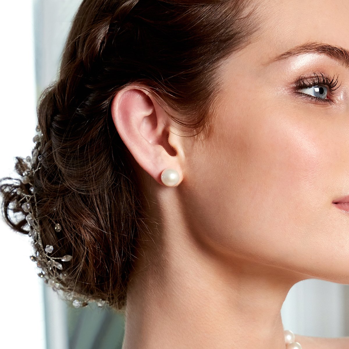 Erin Pearl Drop Stud Earrings | Caitlyn Minimalist